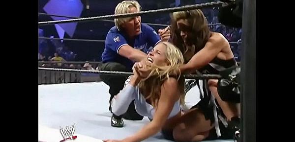  Melina vs Michelle McCool. SmackDown 2005.